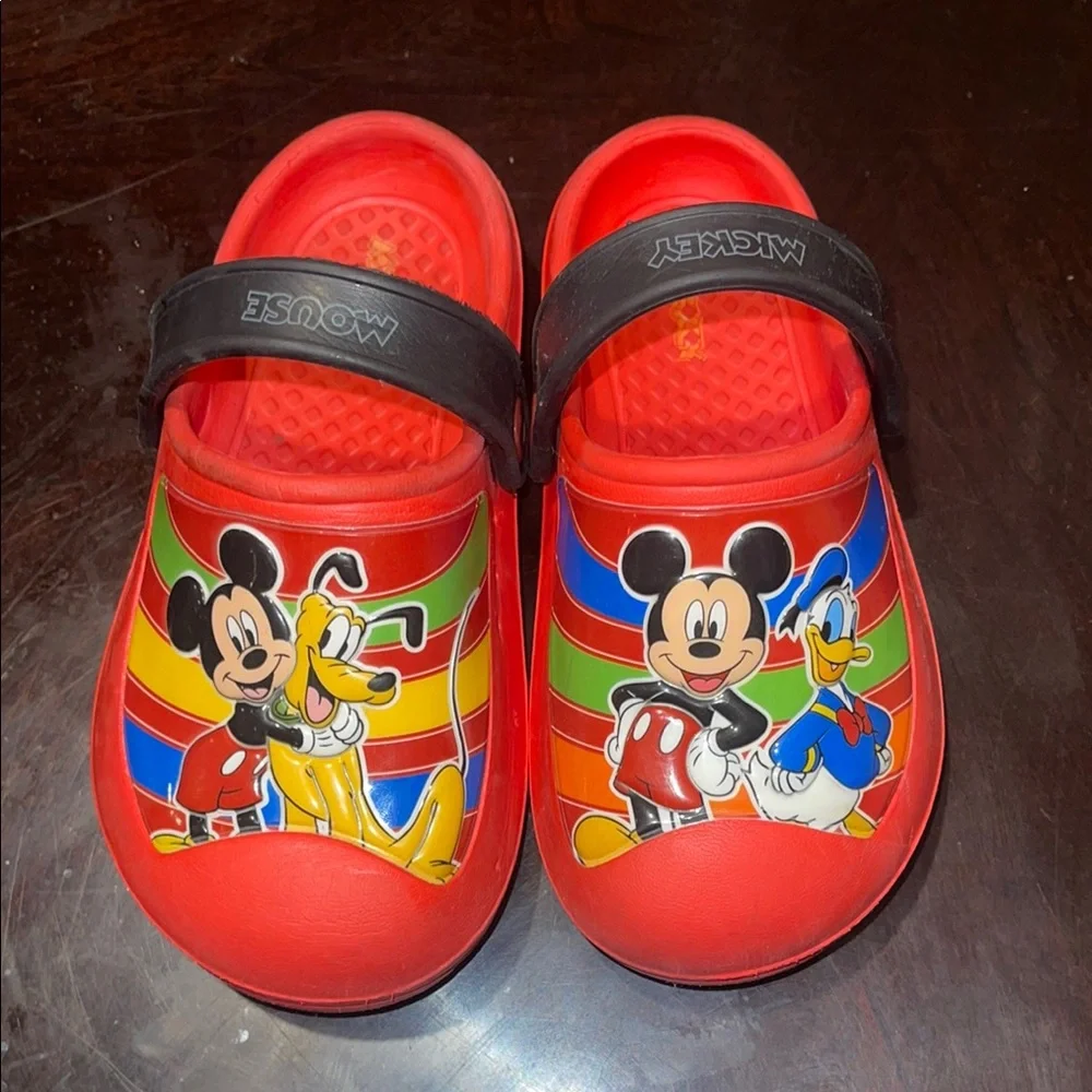 Disneys Mickey Mouse and friends Kids Red Clogs